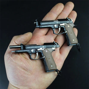 Planet Gates 1:3 Solid Wood Handle 1911 Metal Keychain Model Toy Gun Miniature Alloy Pistol Collection Toy Gift Pendant