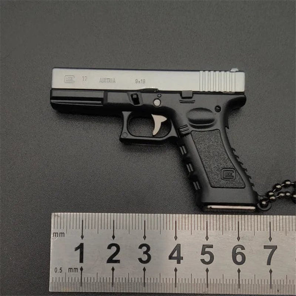 Planet Gates 1:3 Solid Wood Handle 1911 Metal Keychain Model Toy Gun Miniature Alloy Pistol Collection Toy Gift Pendant