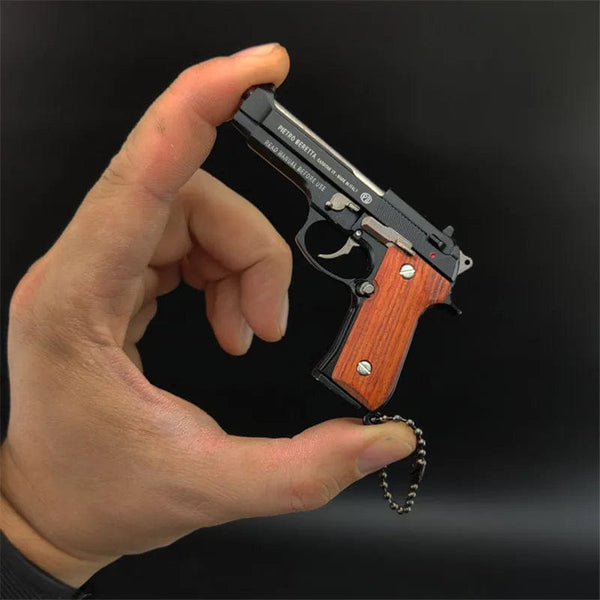 Planet Gates 1:3 Solid Wood Handle 1911 Metal Keychain Model Toy Gun Miniature Alloy Pistol Collection Toy Gift Pendant
