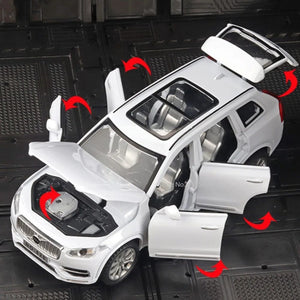Planet Gates 1:32 XC90 SUV Alloy Car Model Toys Metal Diecast Simulation Off Road Vehicle Model Sound Light Collection Boy Hobbies Collection