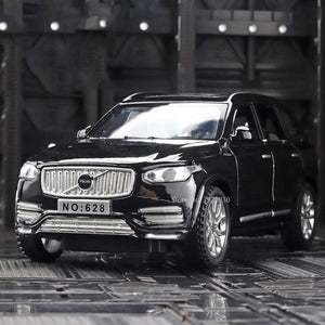 Planet Gates 1:32 XC90 SUV Alloy Car Model Toys Metal Diecast Simulation Off Road Vehicle Model Sound Light Collection Boy Hobbies Collection