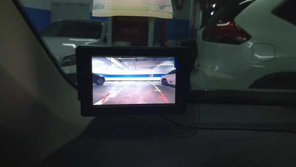 Planet Gates 1 Set Upgrade Your Car With A Waterproof HD Reversing Camera & 4.3 Display