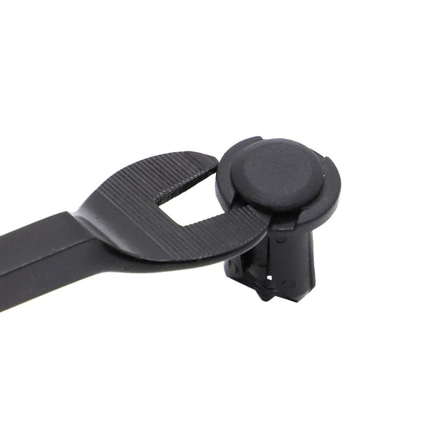 Planet Gates 100 x UTV ATV Plastic Fender Clips Body Rivets with Fastener Remover for Polaris Predator Rangers RZR Scrambler Sportsman