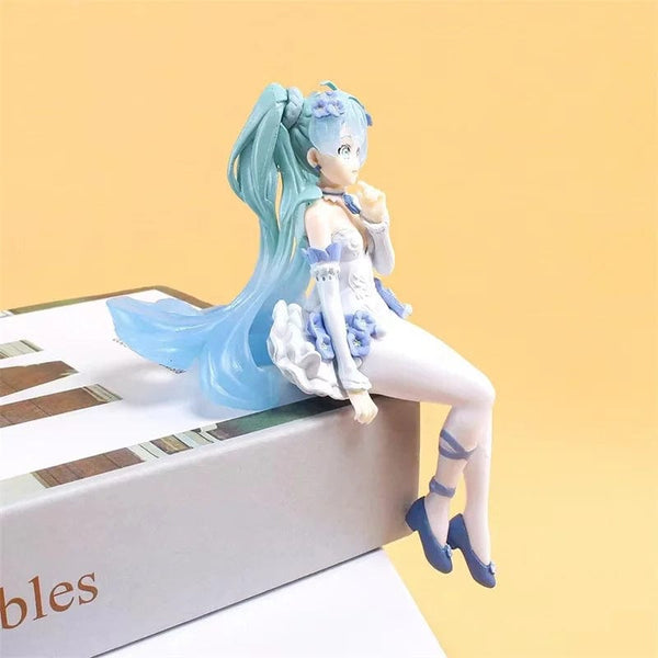 Planet Gates 14cm New Anime Hatsune Miku  Virtual Singer Manga Sitting posture Model Toys computer desk cake  decoration cute toys free ship