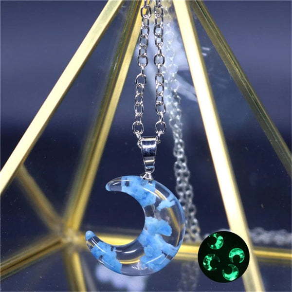Planet Gates 15 Chic Transparent Noctilucent Resin Rould Ball White Cloud Eagle Pendant Necklace Blue Sky Moon Choker Jewelry Women Gift