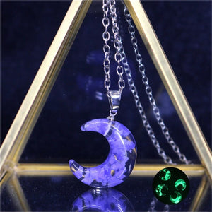 Planet Gates 15 Chic Transparent Noctilucent Resin Rould Ball White Cloud Eagle Pendant Necklace Blue Sky Moon Choker Jewelry Women Gift