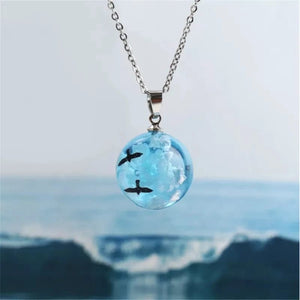 Planet Gates 15 Chic Transparent Noctilucent Resin Rould Ball White Cloud Eagle Pendant Necklace Blue Sky Moon Choker Jewelry Women Gift