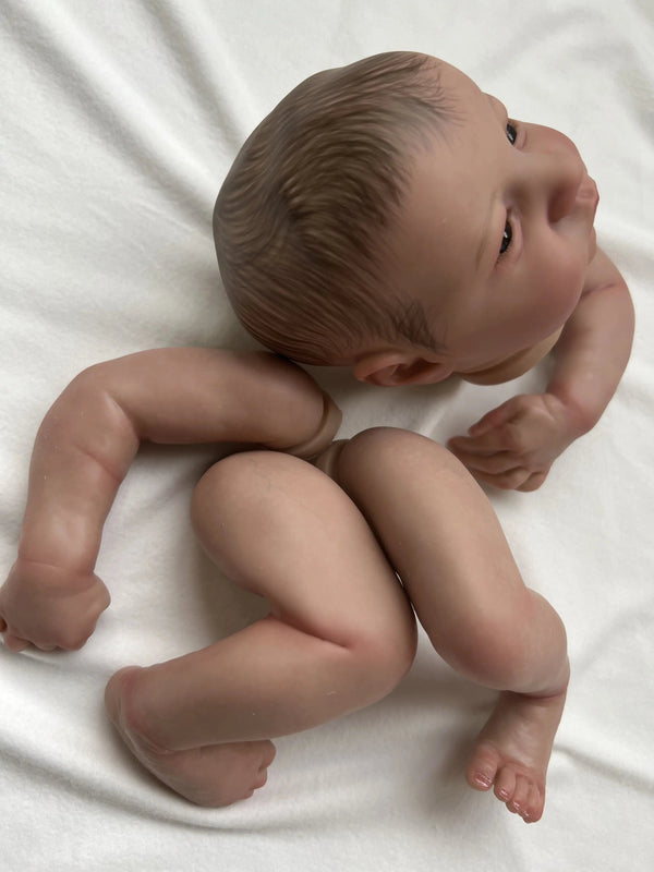 Planet Gates 19inch Already Painted Doll Parts Levi Awake Lifelike Baby 3D Painting with Visible Veins  Cloth Body Included