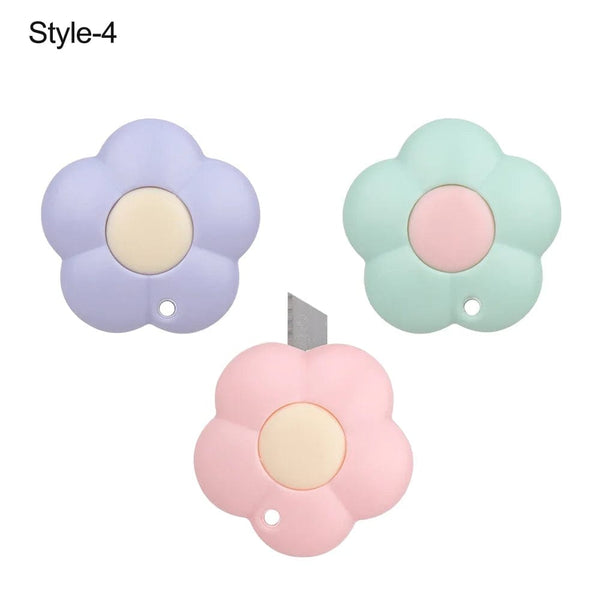 Planet Gates 1pc-4 1PC Mini Utility Knife Cute Retractable Letter Opener Box Cutter Portable Carton Opener Paper Cutting Tool Random Color