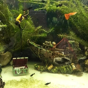 Planet Gates 1PC Aquarium Fish Tank Landscape Pirate Ship Wreck Ship Decor Resin Boat Ornament Aquarium Accessories Decoration