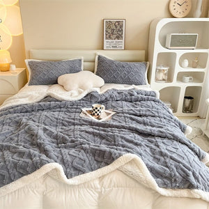 Planet Gates 1pc Double-sided Lambs Wool Bed Blanket, Taffeta Plush Blanket, Warm Multi-purpose Bed Blanket, Haze Blue Small Fresh Blanket, Warm Quilt, Living Room Sofa Cover Blanket, Nap Blanket, Multi-purpose Blanket