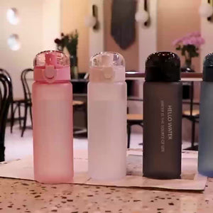 Planet Gates 1pc, Leak-Proof Sports Water Bottle - 780ml/26.3oz - Fashionable and Portable - Perfect for Outdoor Activities