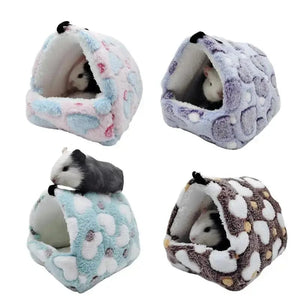 Planet Gates 1PCS Coral Fleece Dot Printing Small Foam Pet House Hanging Hamster Bed With Zip For Small Animals Squirrel Parrot Cotton Nest