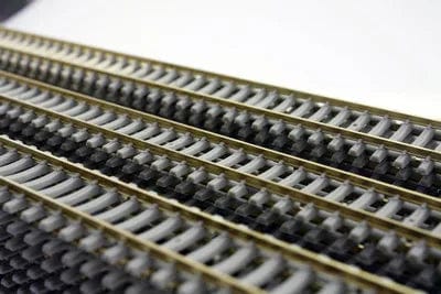 Planet Gates 2 pcs HO1:87 model train track rail 50 cm cement 1pc/2pcs/5pcs Model Train Flexible Rail with Sleeper HO Scale 50cm HP17HO