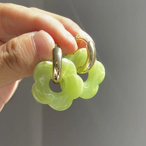 Planet Gates 2024 New Colorful Flower Resin Acrylic Charms Earring Gold Color Circle Ear Buckle Hoop Earrings for Women Cute Gift Jewelry