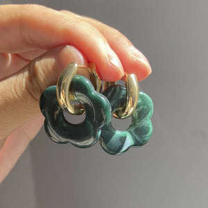 Planet Gates 2024 New Colorful Flower Resin Acrylic Charms Earring Gold Color Circle Ear Buckle Hoop Earrings for Women Cute Gift Jewelry