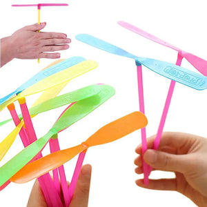 Planet Gates 30Pcs-random color Plastic Bamboo Dragonfly Shape Hand Push Flying Propeller Outdoor Sports Game Kids Toy Gift Rotating Flying Arrow Outdoor Games
