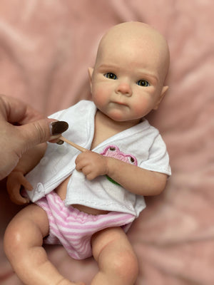 Planet Gates 33CM Lovely Girl Bettie Whole Body Soft Solid Silicone Reborn Doll Painted/Unpainted Reborn Baby Doll Toys Corpo De Silicone