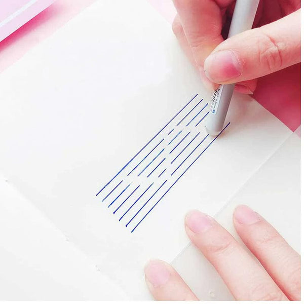 Planet Gates 4 Pcs/Set Kawaii Pig Bear Cat Mouse Erasable Gel Pen School Office Supplies Stationery Gift 0.35mm Blue Black Ink