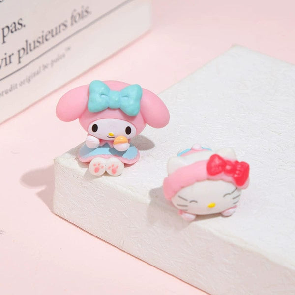 Planet Gates 5Pcs/set Mini Sanrio Figuren Doll 3cm Hello Kitty Kuromi melody Cake decoration model desktop toy car decoration
