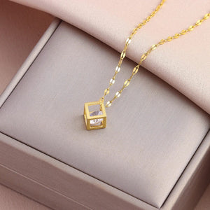 Planet Gates 6032 gold New In Sweet Sexy Beating Heart Series Pendant Necklaces For Women Luxury Fashion Female Stainless Steel Clavicle Chain Jewelry