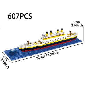 Planet Gates 607PCS-NO BOX Titanic Creative Luxury Iceberg Cruise Ship Boat Wreck Set City DIY Model Building Blocks Bricks Toys For Children Adult Gift
