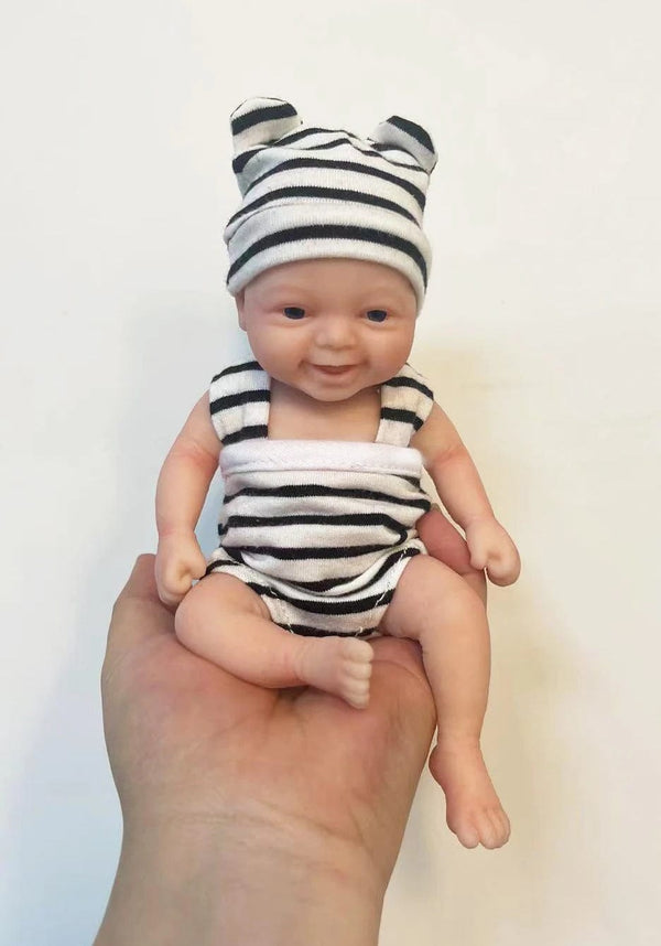 Planet Gates 7" Boy Micro Preemie Full Body Silicone Smile Baby Doll "Noah" Lifelike Mini Reborn Doll Surprice Children Anti-Stress