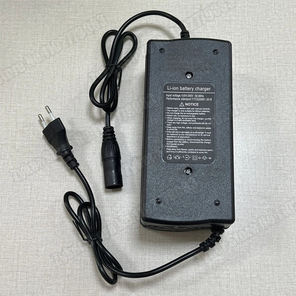 Planet Gates 72V 5A-Triangle / EU Plug 36V 48V 60V 72V Charger 2A 5A Lithium Battery Pack 42 54.6 67.2 84V 10 13 16 20S Smart Intelligent Fast Charging Charger EU Plug