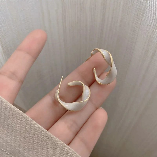 Planet Gates 9 Acrylic hoop earrings women 2022 new fashion stud earrings retro trend stud earrings women trend twist elegant ring earrings