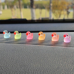 Planet Gates A Set Of Six-color Fluorescent 6pcs 6pcs Luminous Duck Cute Car Interior Decoration Center Console Decoration
