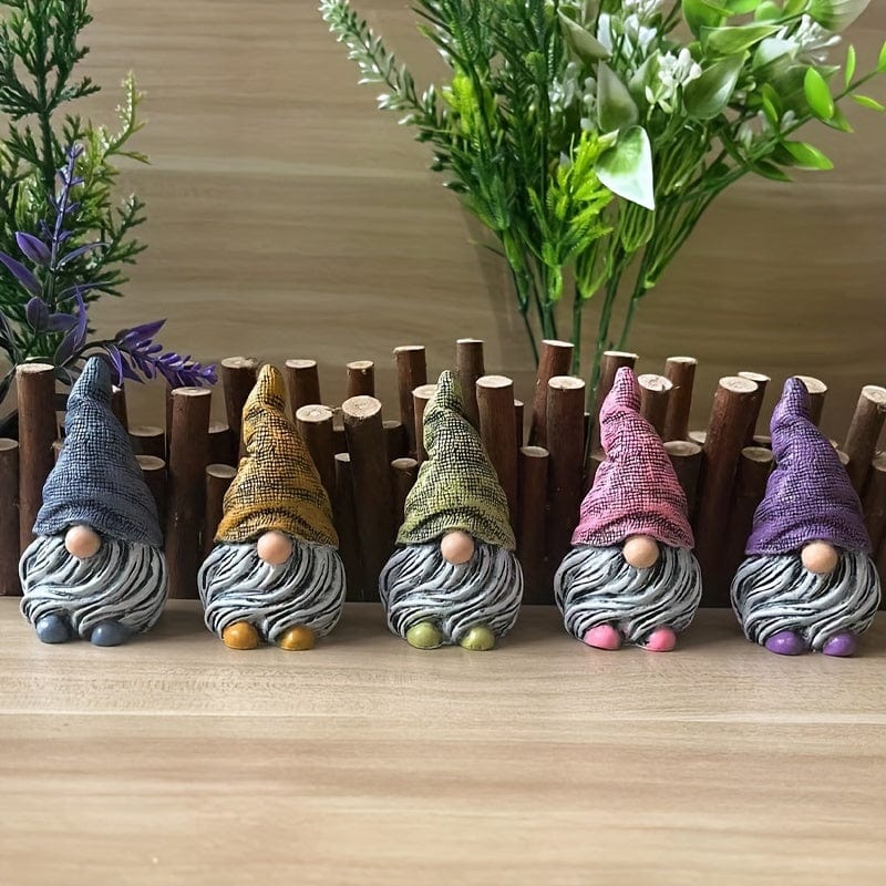 Planet Gates Add a Touch of Whimsy to Your Home with this Adorable Gnome Statue!