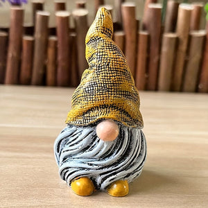 Planet Gates Add a Touch of Whimsy to Your Home with this Adorable Gnome Statue!