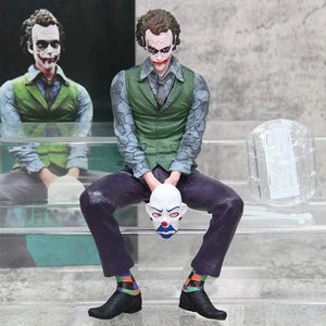 Planet Gates Anime Detective Comics Joker Sitting Mafex Action Figure Suicide Squad Joker Supervillain Model Doll Gift Car Decoration Toy