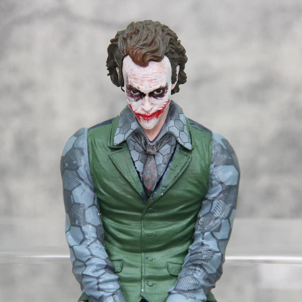 Planet Gates Anime Detective Comics Joker Sitting Mafex Action Figure Suicide Squad Joker Supervillain Model Doll Gift Car Decoration Toy