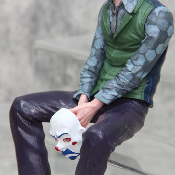 Planet Gates Anime Detective Comics Joker Sitting Mafex Action Figure Suicide Squad Joker Supervillain Model Doll Gift Car Decoration Toy