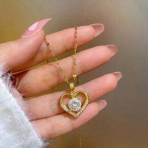 Planet Gates Artificial Gems Heart Pendant Necklace for women 2022 Golden Stainless Steel Lips Neck Chain Female Necklaces Jewelry for Girl