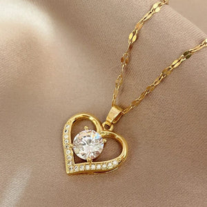 Planet Gates Artificial Gems Heart Pendant Necklace for women 2022 Golden Stainless Steel Lips Neck Chain Female Necklaces Jewelry for Girl