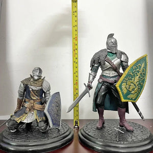 Planet Gates Artorias / no box Dark Souls Figure Siegmeyer Black Knight Faraam Artorias Bonfire Led Light PVC Figure Dark Souls Figure Model Toy Birthday Gifts