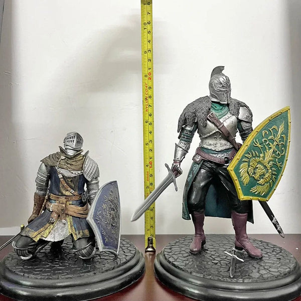 Planet Gates Artorias / no box Dark Souls Figure Siegmeyer Black Knight Faraam Artorias Bonfire Led Light PVC Figure Dark Souls Figure Model Toy Birthday Gifts
