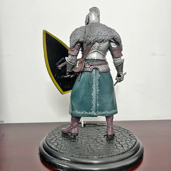 Planet Gates Artorias / no box Dark Souls Figure Siegmeyer Black Knight Faraam Artorias Bonfire Led Light PVC Figure Dark Souls Figure Model Toy Birthday Gifts