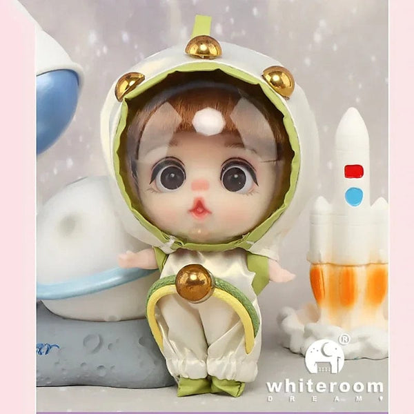 Planet Gates Astronaut 003 green / CHINA / No bags 9cm Mini Doll  Astronauts  Animals Key Pendant Bjd Pocket Dolls Toys Girl Reborn Kit Baby Toys for Children Baby Boy Accessories