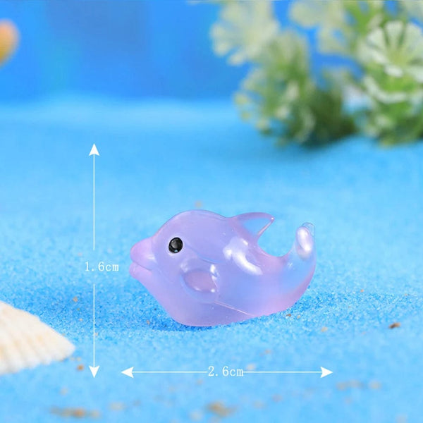 Planet Gates B5 Blue 1PC Luminous Mini Resin Pig Car Dashboard Toys Dolls Glowing Sculptures And Figurines Home Garden Decoration Chick Car Ornaments