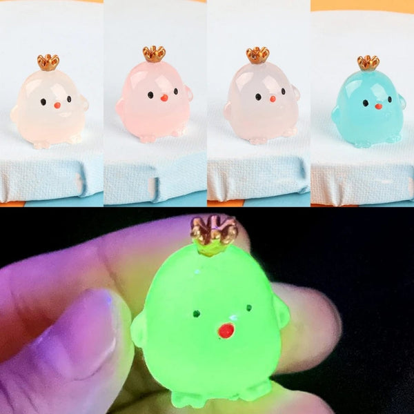 Planet Gates B5 Blue 1PC Luminous Mini Resin Pig Car Dashboard Toys Dolls Glowing Sculptures And Figurines Home Garden Decoration Chick Car Ornaments