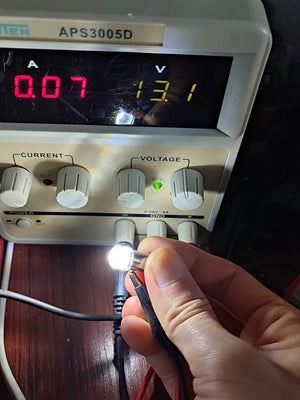 Planet Gates BA9S 4LED -V3 Warm W 2PCS  BA9S T4W LED Car light bulb T2W T3W H5W interior Car LED License Plate light DC12V 12913 12910 12929 BA9 57 756 1816  1891