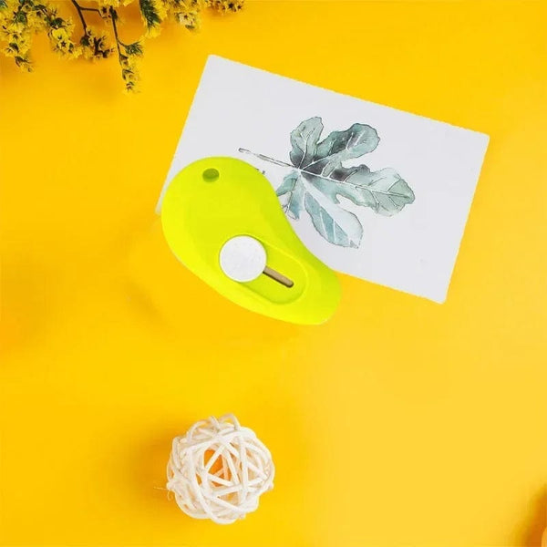 Planet Gates Bear paw-purple Cute Cartoon Cat Claw Mini Portable Retractable Paper Cutter Clouds Express Unboxer Paper Box Parcel Opener Utility Knife