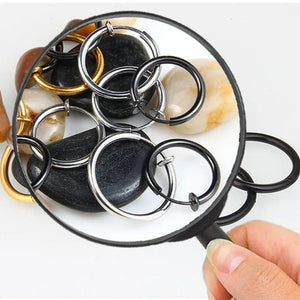Planet Gates black / 18mm 1 Pair Punk Mens/Womens Stealth Clip On Earrings NO Hole Clip Earrings ear Cuff Spring Clip Helix Ring Hoop Fake Ear Ring Hoop