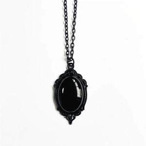 Planet Gates Black-Black Goth Vintage Red Black Quartz Crystal Cameo Pendant Necklace Christmas Gift For Women Friends New Fashion Jewelry