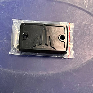 Planet Gates black / CHINA 2024 CNC Motorcycle Front Brake Reservoir Cover Cap For Yamaha MT07 MT09 MT10 MT-07 MT-09 MT-10 FZ07 FZ09 MT 07 09 2015-2023