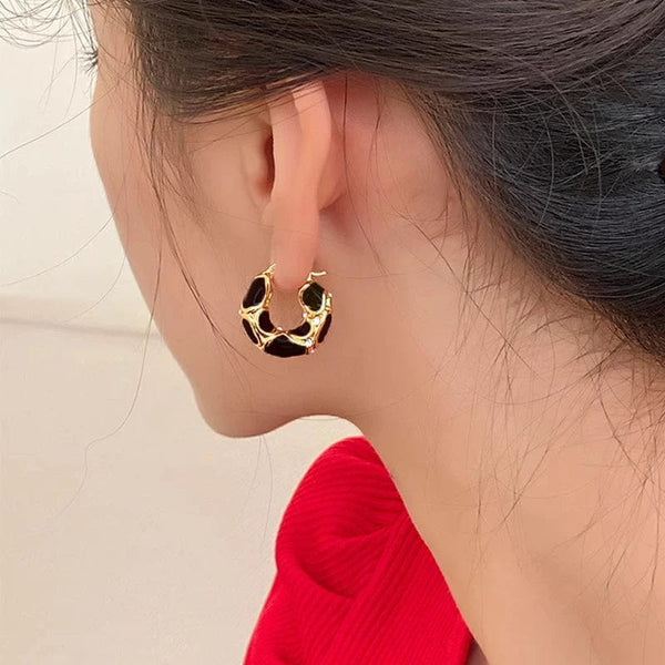 Planet Gates Black New Trendy Enamel Color Metal Texture Small Hoop Earrings for Women Gold Plated Statement Ear Buckle Creative Jewelry Gifts