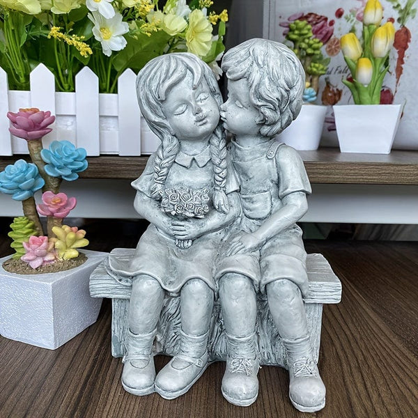 Planet Gates Boy Kiss Girl 1pc Boy Kissing Girl Statue Sitting On Bench Figurine Kissing Couple Garden Sculpture Wife Gifts For Outdoor Lawn Yard Art Collection, Garden Sculpture & Statue